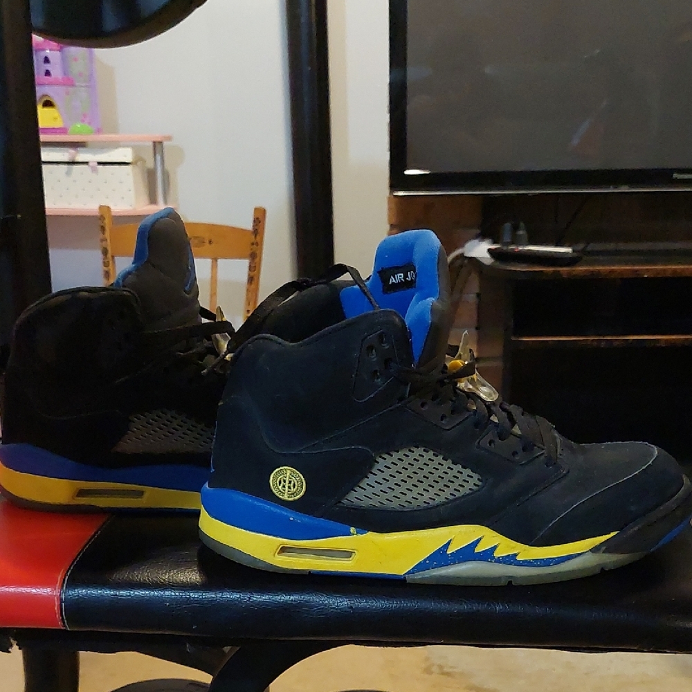Jordan 5 Shanghai Shen 2013